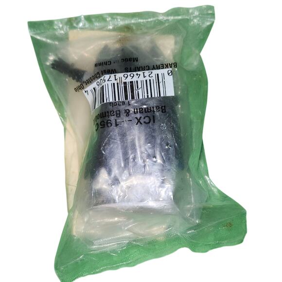 VINTAGE DC Comics Batman & Batmobile Cake Topper Set NIP 2006-07 - Picture 4 of 12